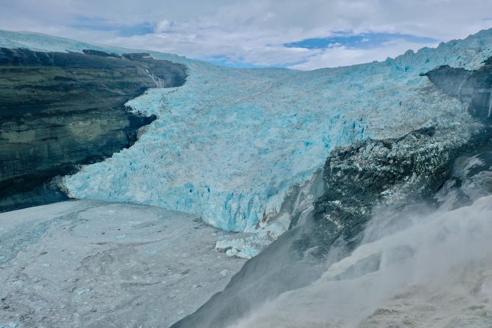 The face of a tidewater glacier in Icy Bay